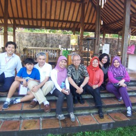 Kunjungan Prof. Sidik