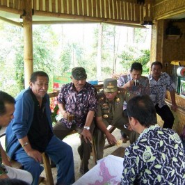 Kunjungan Bapak Deddy Mizwar ke Kedai BumiHerbal