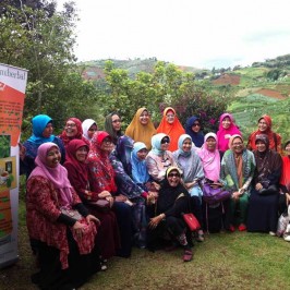 Kunjungan Ibu-ibu Pengajian Kayu Putih Rawamangun