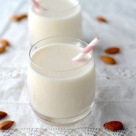 Tengah Populer, Ini Manfaat Almond Milk