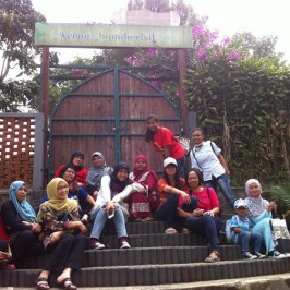 Kunjungan Ibu Asuh SOS Children Village