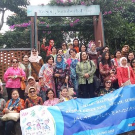 Kunjungan Ibu Deli dan Rombongan